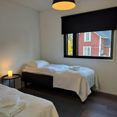 Daire Spacious For 4 With Sauna Vaasa