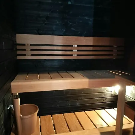 Daire Spacious For 4 With Sauna